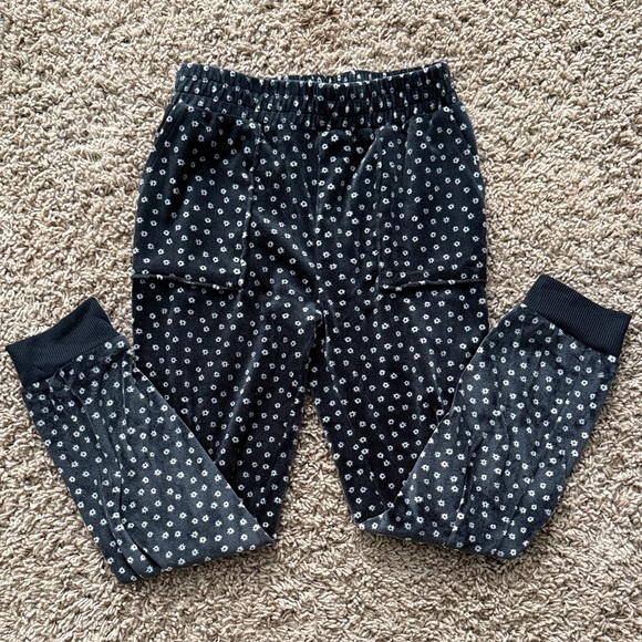 Jessica Simpson Black and White Kids Pajama Set - Picture 3 of 4